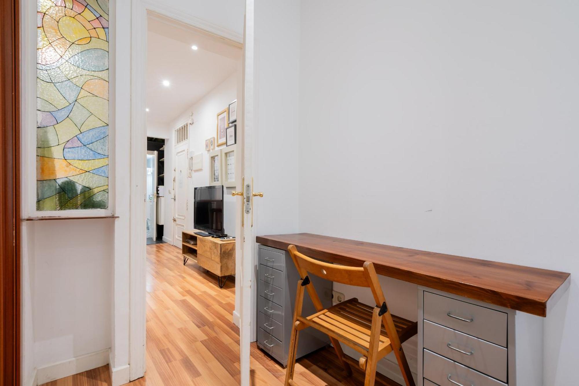 Apartamento En La Plaza De Lavapies Alquiler Temporal Madrid Exteriér fotografie